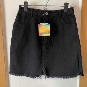 Black raw-hem denim mini skirt
